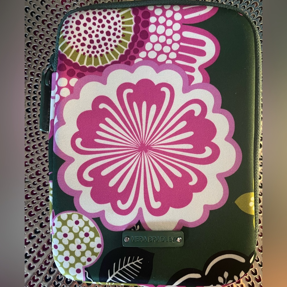 Vera Bradley Neoprene Cushioned Tablet Case Olivia Pattern: Green/Pink